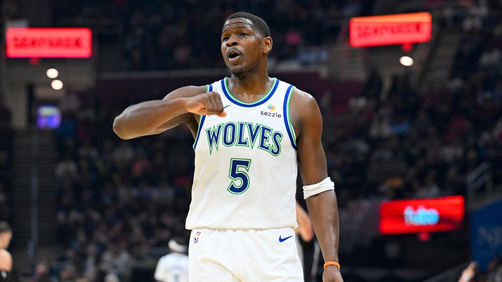 Timberwolves star Anthony Edwards to undergo knee procedure, will miss up to 2 months, ESPN sources says — White Bear Lake Sports news